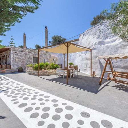 Emilia'S Little Farmhouses Agioi Anargyroi  Bagian luar foto