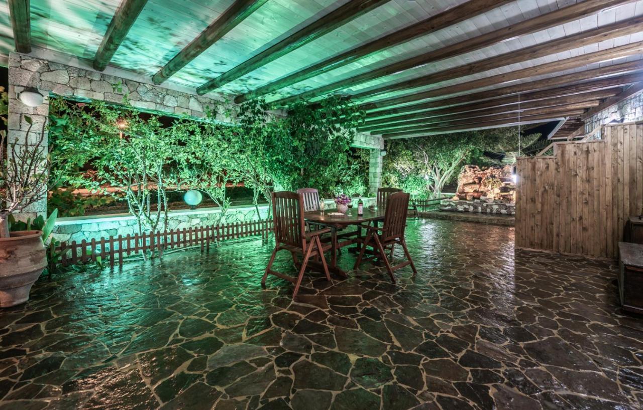 Emilia'S Little Farmhouses Agioi Anargyroi  Bagian luar foto