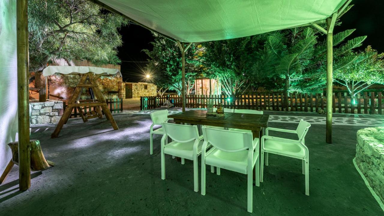 Emilia'S Little Farmhouses Agioi Anargyroi  Bagian luar foto