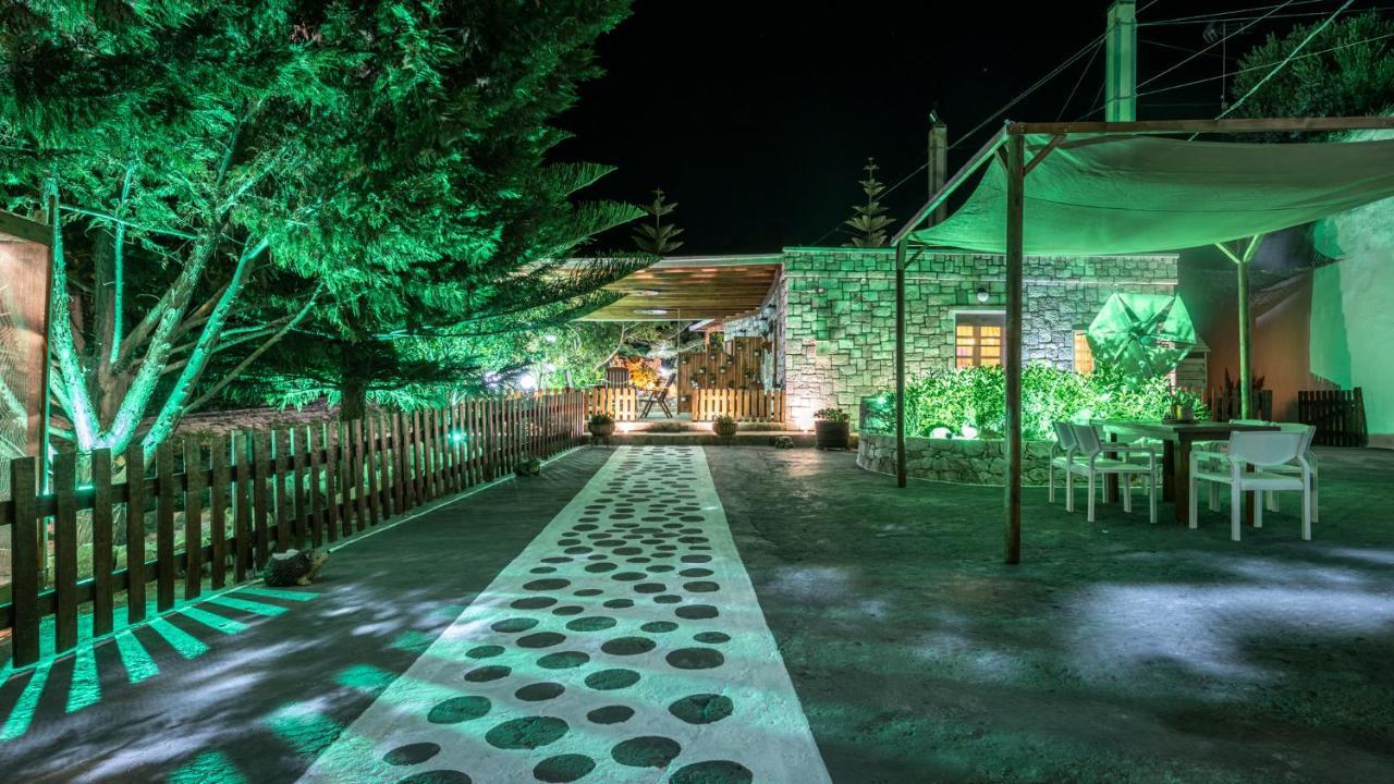 Emilia'S Little Farmhouses Agioi Anargyroi  Bagian luar foto